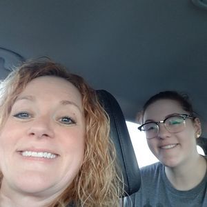 Meet your Posher, Loura